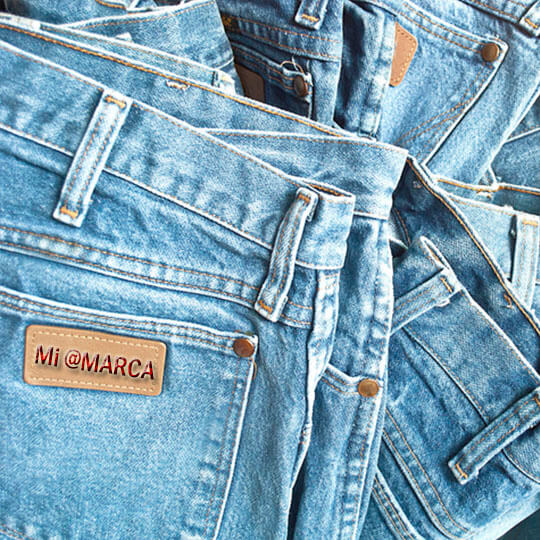 Venta de jeans por mayor directo de fábrica